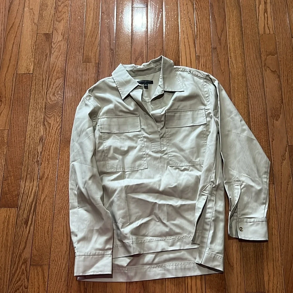 NWOT Banana Republic DOUBLE-POCKET POPOVER BLOUSE - Picture 3 of 3